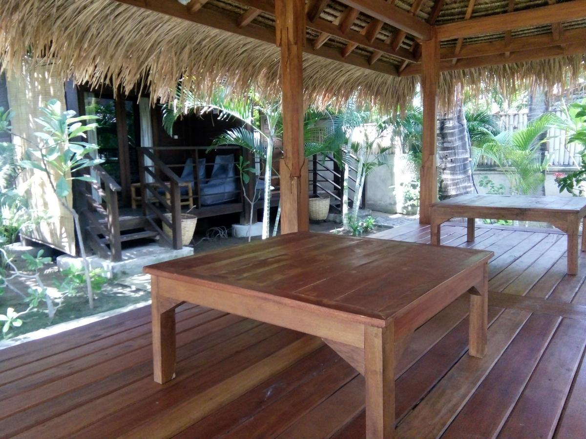 Oceane Paradise Bungalow Гили Траванган Экстерьер фото