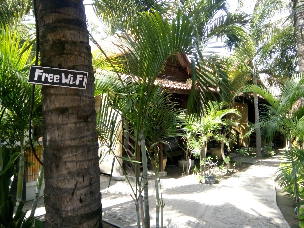 Oceane Paradise Bungalow Гили Траванган Экстерьер фото